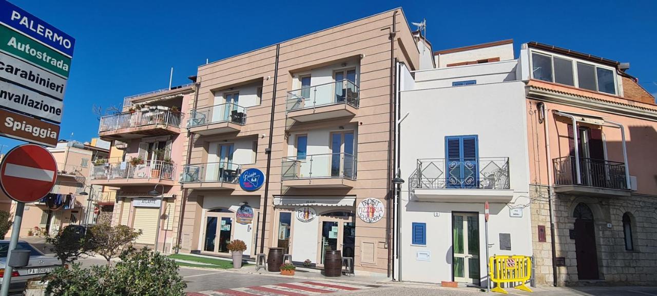 Belvedere Rent Rooms Campofelice Di Roccella Eksteriør bilde