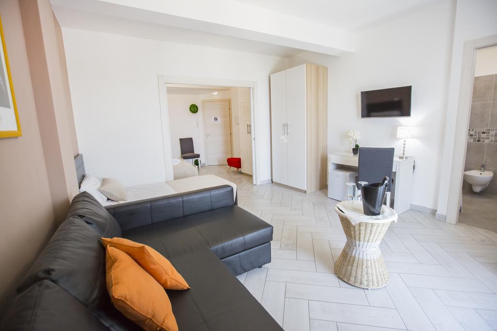 Belvedere Rent Rooms Campofelice Di Roccella Eksteriør bilde
