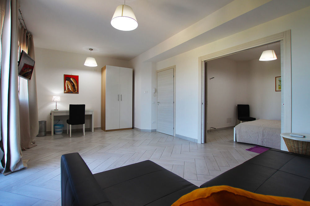 Belvedere Rent Rooms Campofelice Di Roccella Eksteriør bilde